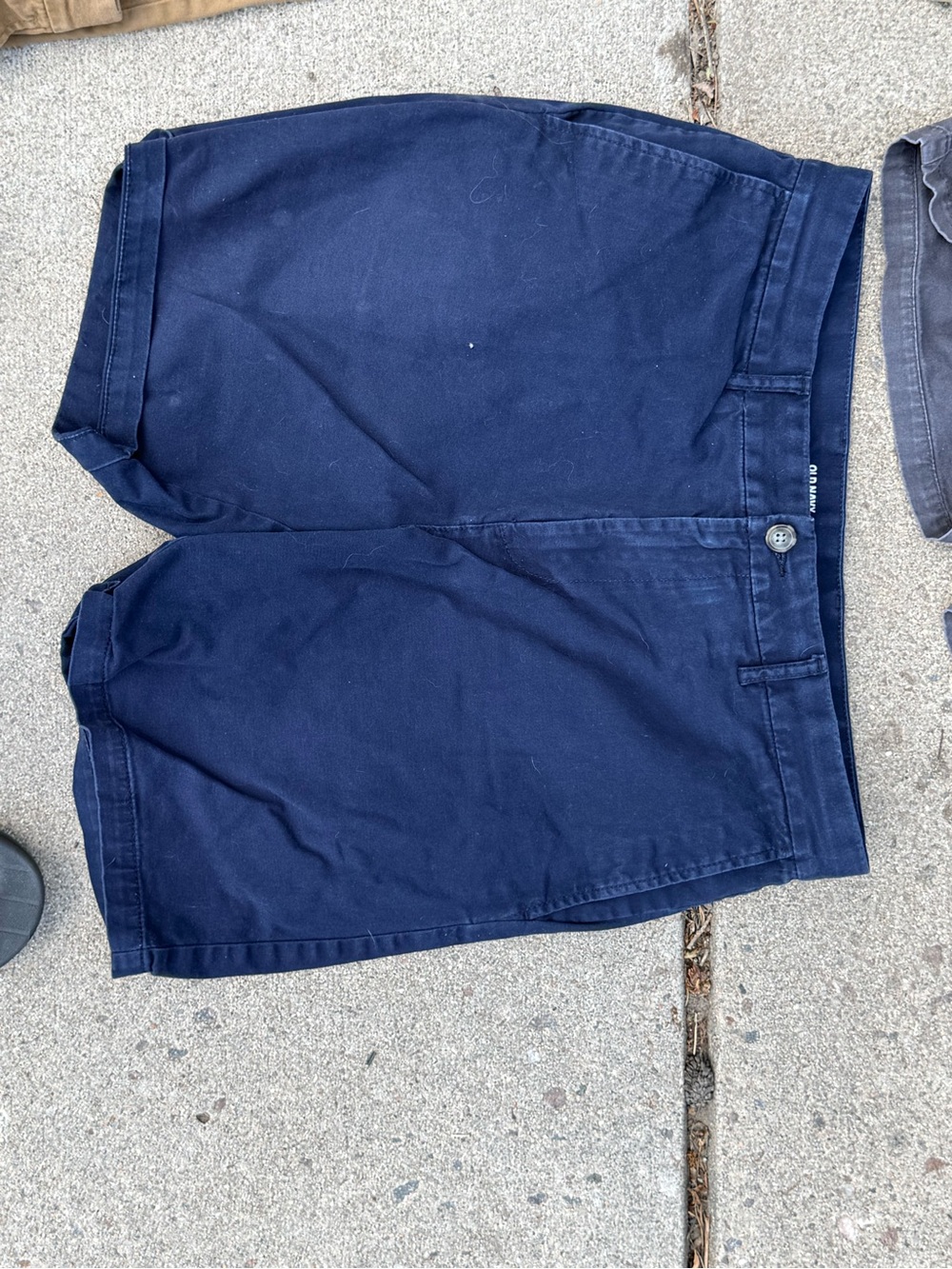 Old Navy Men's Navy Flat Front Shorts